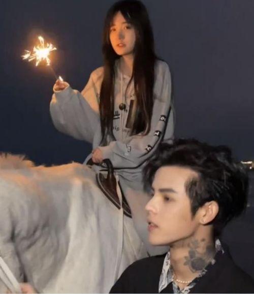 吃瓜群众殷世航视频,揭秘娱乐圈幕后真相