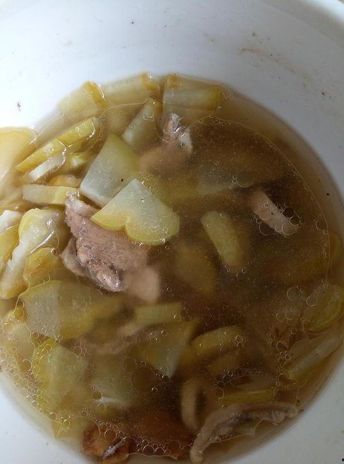 鸭肉可以煲佛手瓜吃吗视频,煲汤新体验
