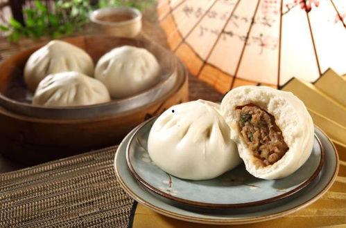 田瓜视频吃包子,一口气吃下十个包子，挑战极限的味蕾盛宴